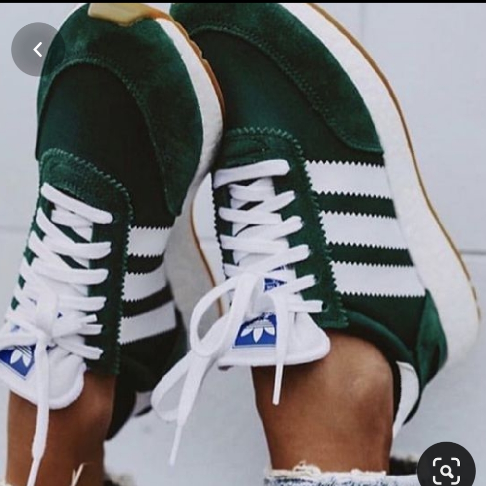 Adidas I-5923 Size 10 Sneakers